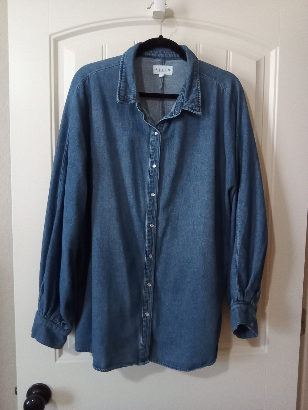 Risen Women's Oversized Denim Button Down Long Sleeve Shirt Sz XL